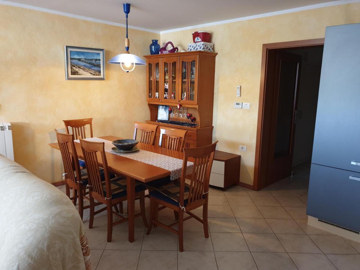 Apartment & Olive Oil Valuma Koper Luaran gambar